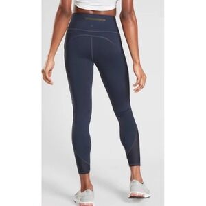 NEW TAGS Athleta Lightning Tight 7/8 Tight Yoga Fitness Pant Women's XS Iblu $98